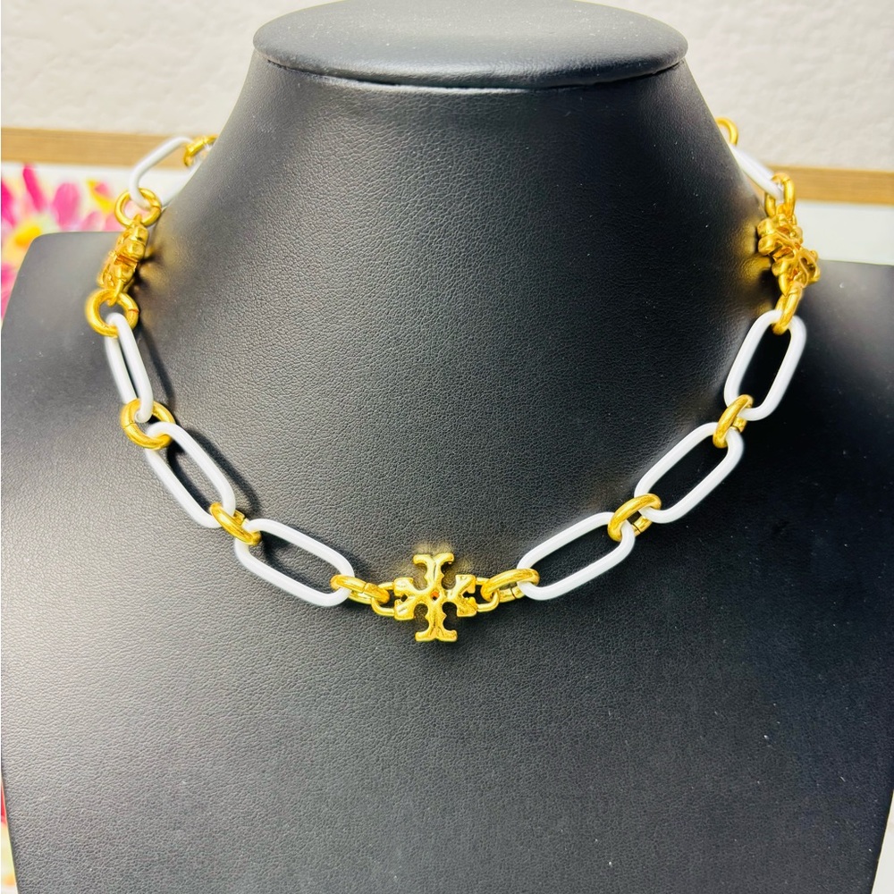 TORY BURCH Roxanne white & Gold Necklace Choker. 15.5” long. - Picture 3 of 5